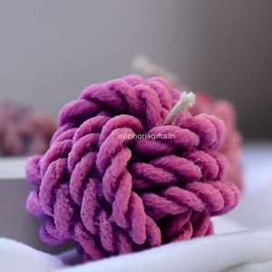 Purple woolen yarn candle – handmade soy wax knot design candle for gifting and décor by Euphoria Gifts"